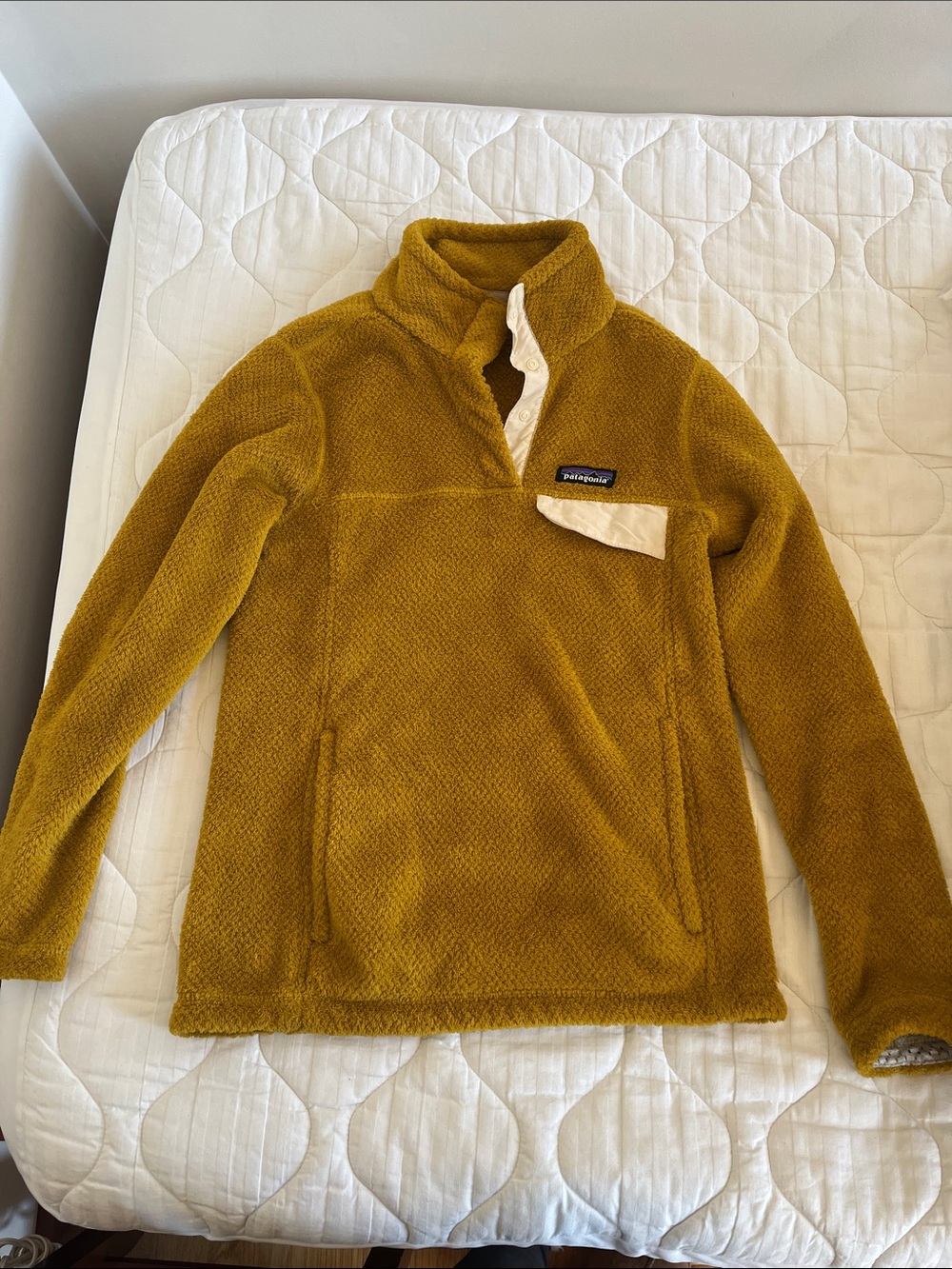 Patagonia Adult Mustard Yellow Fleece Pullover Jacket